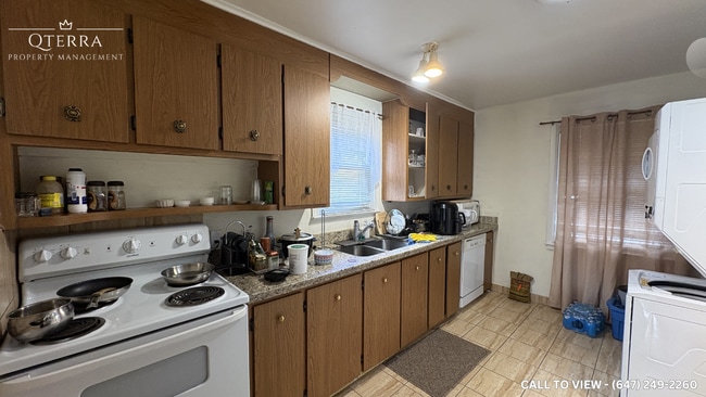 Building Photo - 64 Beaucourt Rd