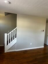 Building Photo - 72 Humbert St