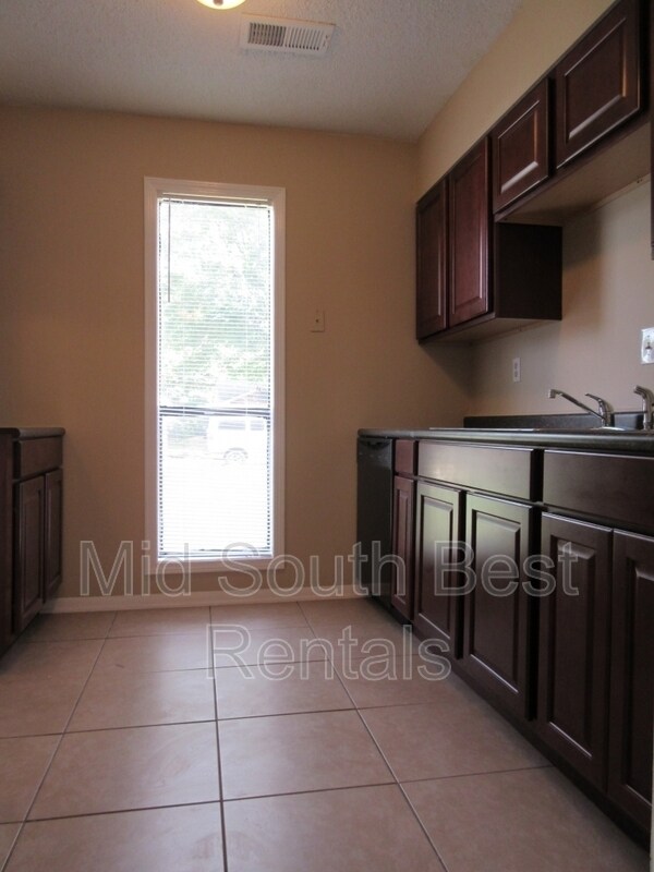 4103 Berrybrook Cv, Memphis, TN 38115 House Rental in Memphis, TN