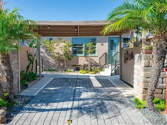 Foto del edificio - 1815 Mission Cliff Dr