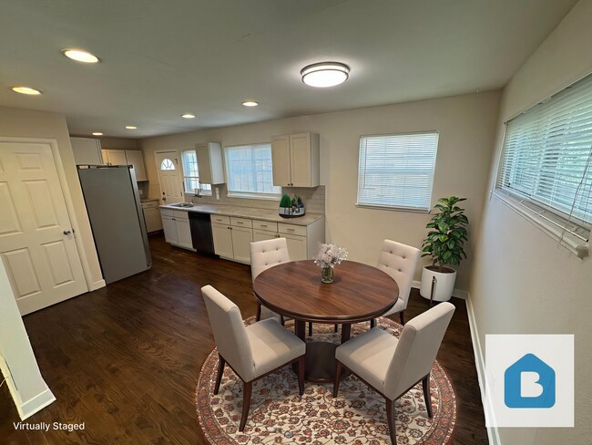 Foto del edificio - 1186 Rosemary St