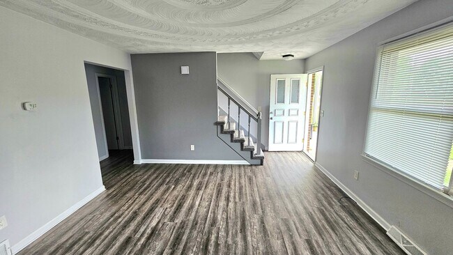 Foto del edificio - 2380-2382-2382 Haviland Ct