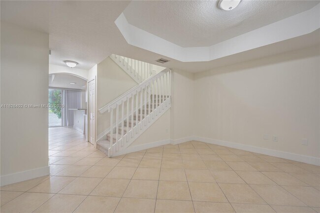 Foto del edificio - 10613 SW 6th St