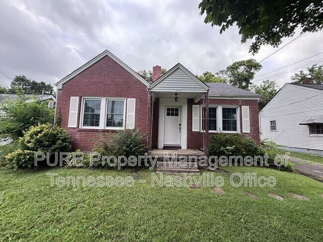 Foto del edificio - 3715 Hilltop Ln