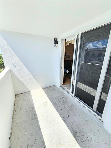 Foto del edificio - 2850 NE 14th St