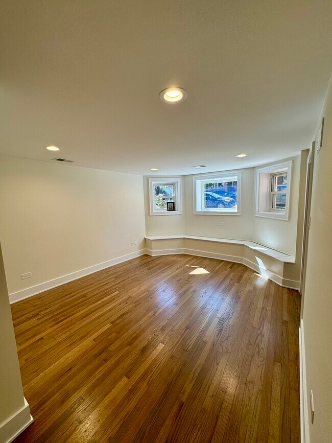 Foto del edificio - 2220 W Cortez St