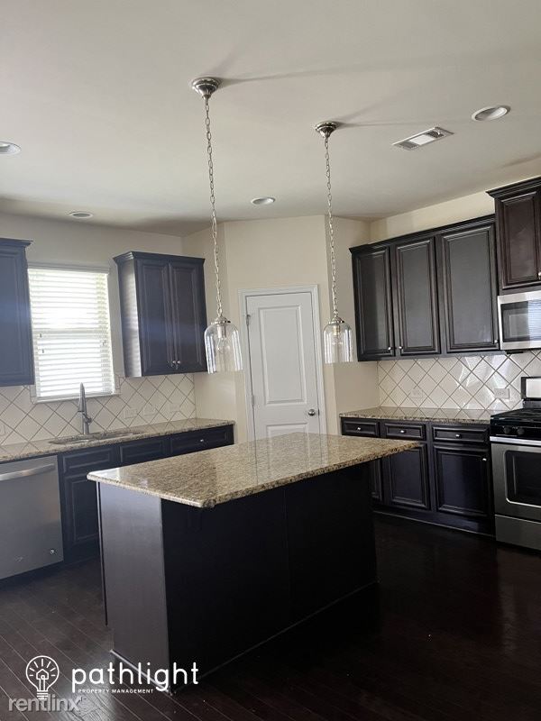 Building Photo - 4 br, 2 bath House - 115 Brickstone Parkwa...