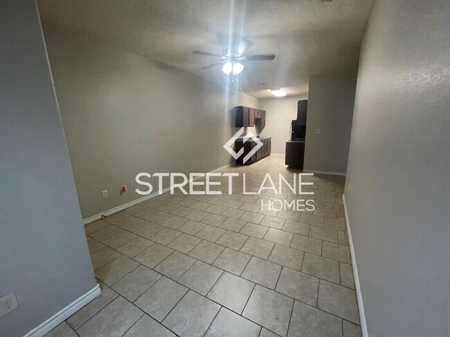 Building Photo - Charming 3 Bedroom in Texarkana!
