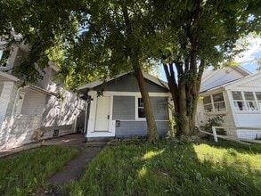 Building Photo - 1705 Marlow Rd