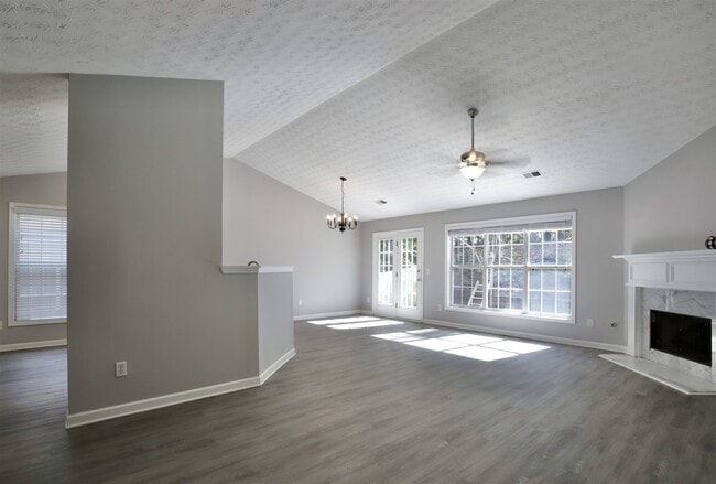 Building Photo - 3339 Freedom Landing NW