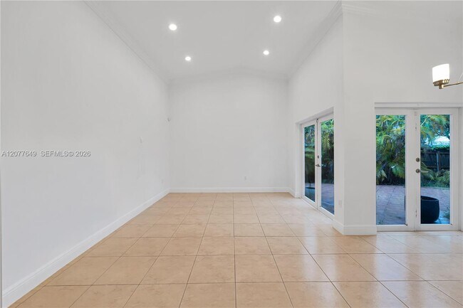 Building Photo - 6352 SW 112th Pl
