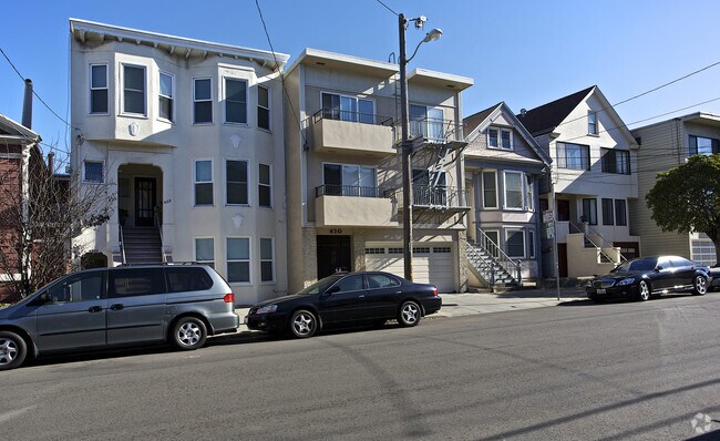 Building Photo - 430 2nd Ave