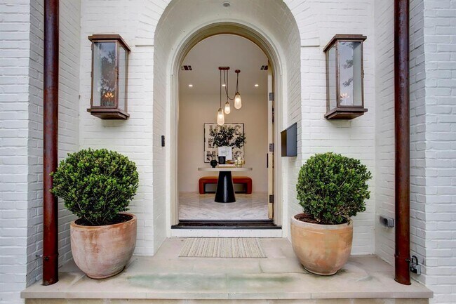 Foto del edificio - 3782 Georgetown St