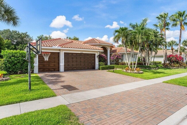 Building Photo - 4675 Manderly Dr