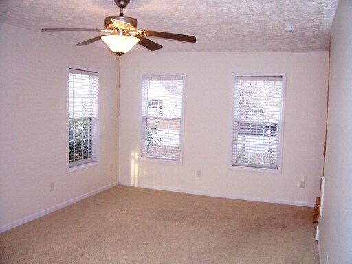 Building Photo - 4617 Split Rail Dr