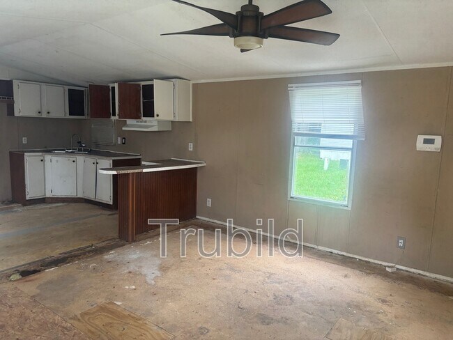 Foto del edificio - 31 Somerset Dr