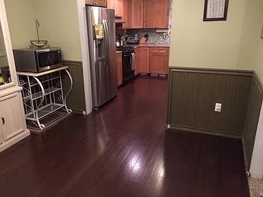 Foto del edificio - 72 New Irondale Rd