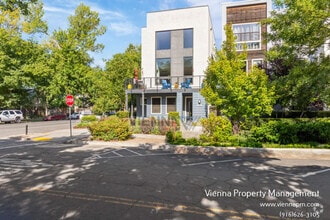 Building Photo - 430 11th St