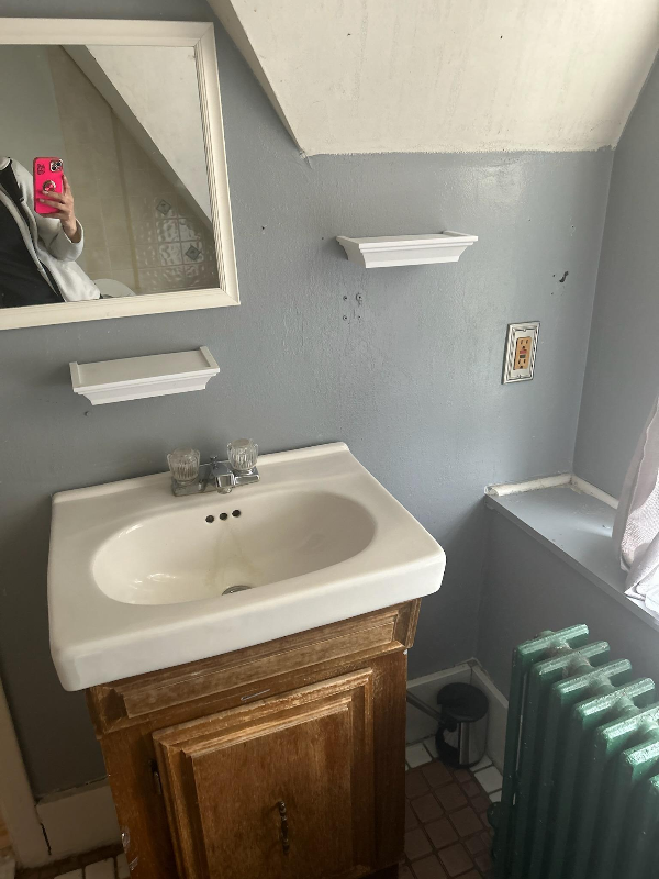 Foto del edificio - 1339 Mineral Spring Rd