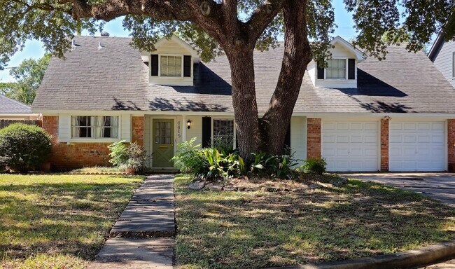 Foto del edificio - 4415 Donna Bell Ln