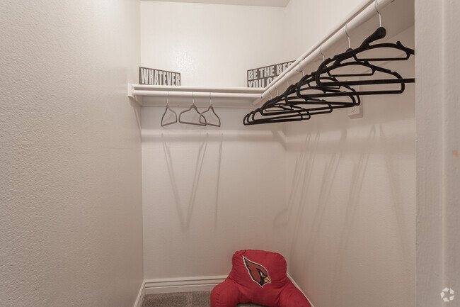 2BR, 2BA - Classic Bedroom Closet - Urban Walk Apartments