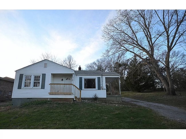 Building Photo - 133 Mayflower Rd