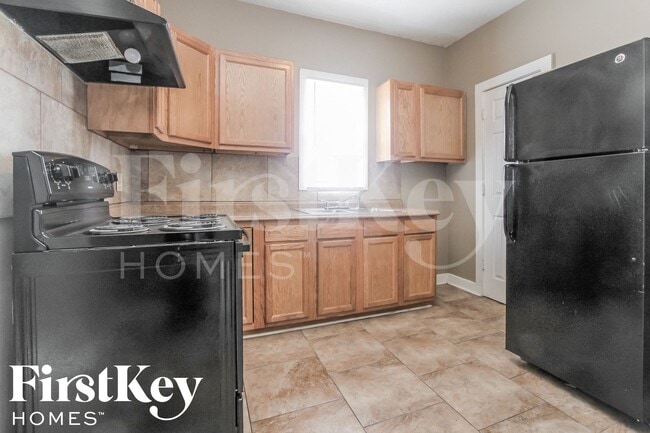 Foto del edificio - 2160 S Emerson Ave