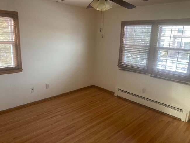 Building Photo - The Heritage Apartments