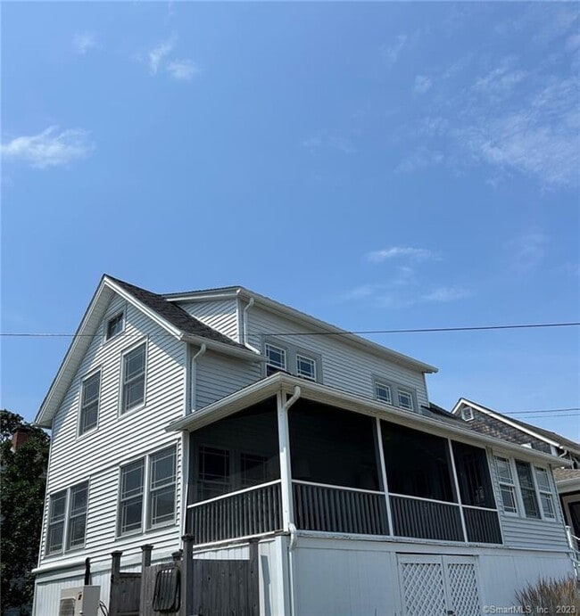 Foto del edificio - 70 Langworthy Ave