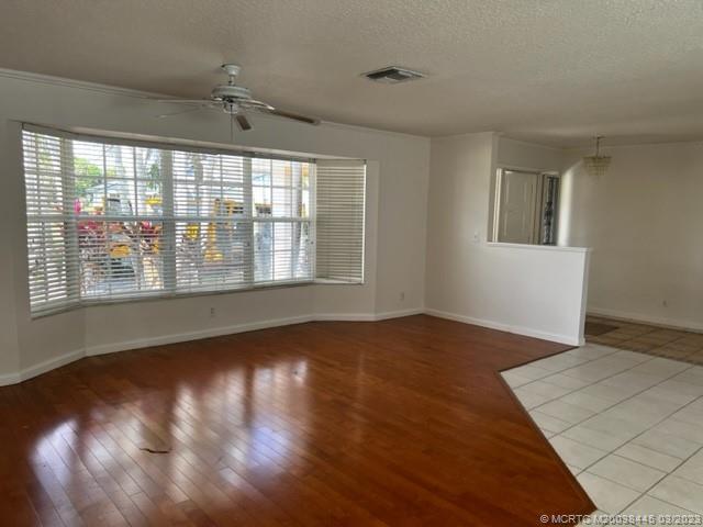 Foto del edificio - 3621 SE Court Dr