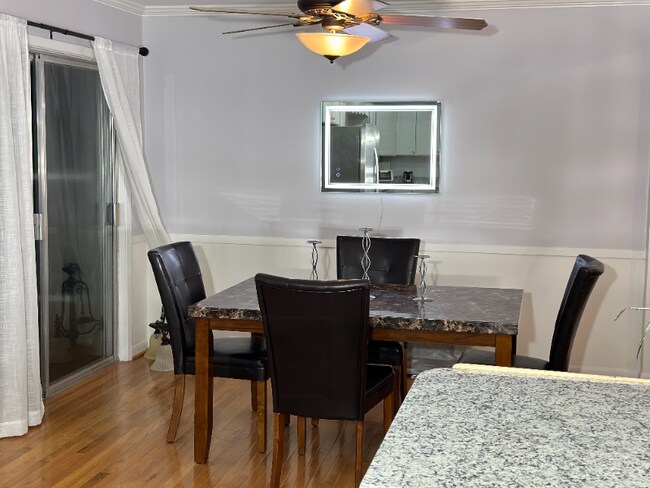 Foto del edificio - 1022 River Ridge Dr