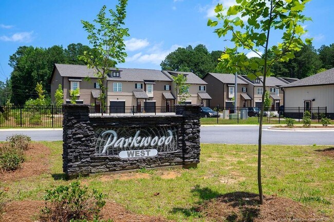Building Photo - 1121 Elk Knob Trl