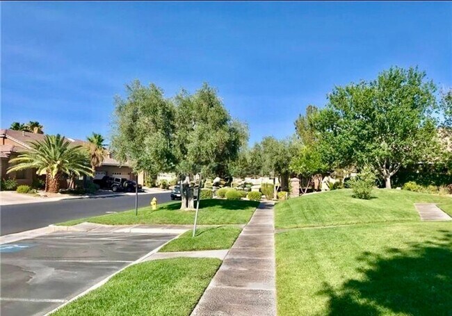 Foto del edificio - 273 Kyland Cove Ave