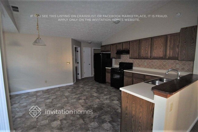 Building Photo - 1210 Opal Cir