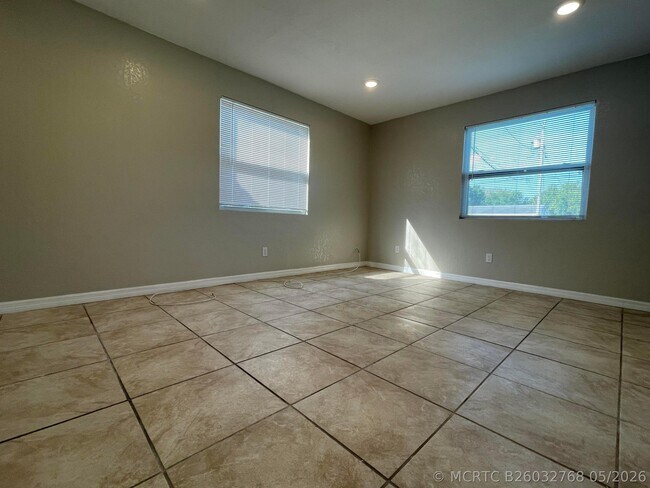 Building Photo - 2880 Harson Way