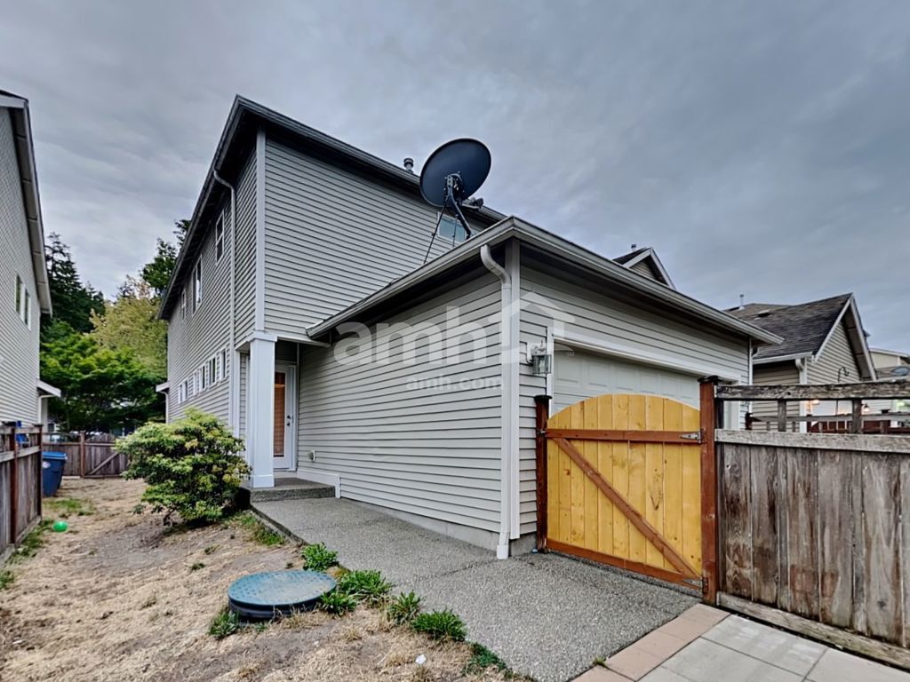 Foto del edificio - 180789 97th Ave Ct E