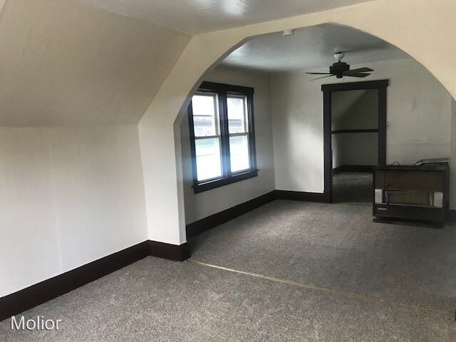 Building Photo - 651 Hopkins St