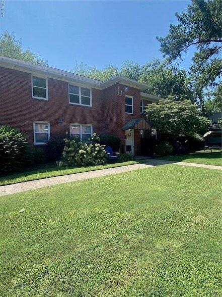 Building Photo - 1219 Redgate Ave