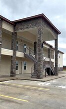 Building Photo - 3900 E Richardson Rd