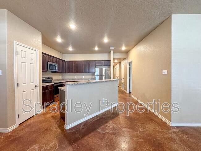 Building Photo - 929 Laila Ln