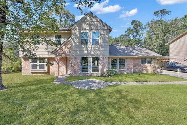 Foto del edificio - 696 Ravensworth Dr