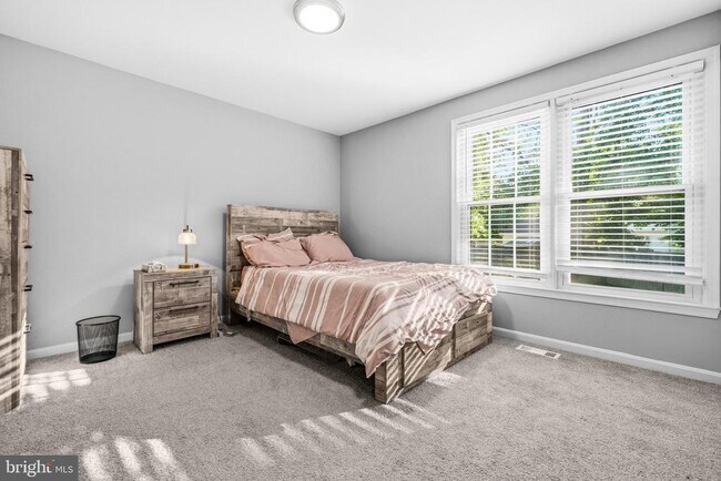 Foto del edificio - 17624 Lindstrom Ct
