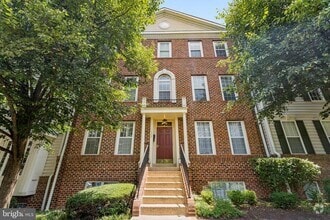 Building Photo - 1506 Northern Neck Dr