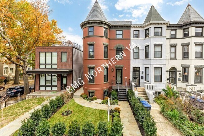 Foto del edificio - 2829 13th St NW