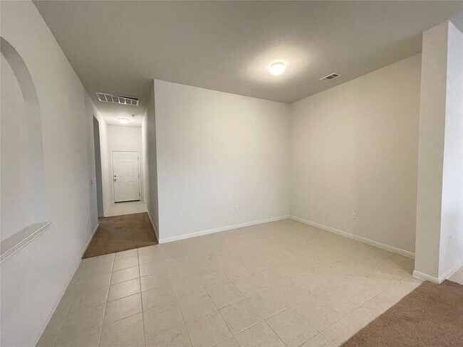 Foto del edificio - 6101 Arbor Crest Ln