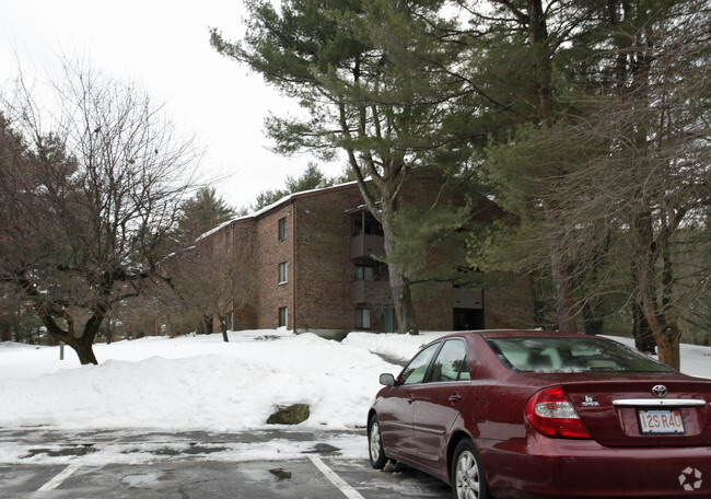 Building Photo - Assabet Gardens