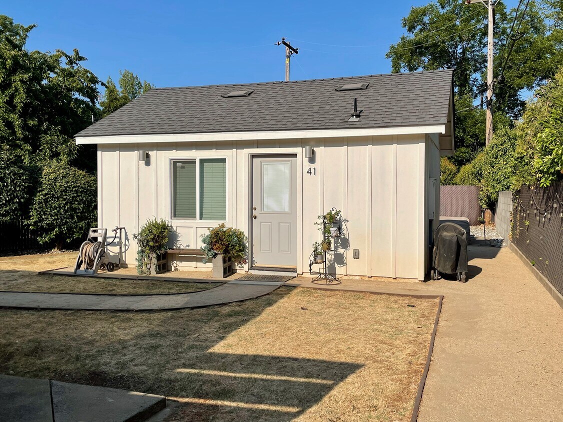 Photo - 41 Manley Ct (Sacramento, CA)