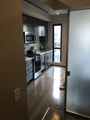 Foto del edificio - 1320 Fenwick Ln
