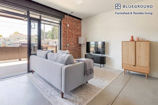 Foto del edificio - 1501 Buena Vista Ave