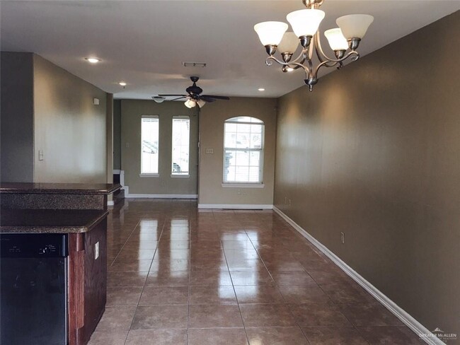 Foto del edificio - 115 S 48th Ln